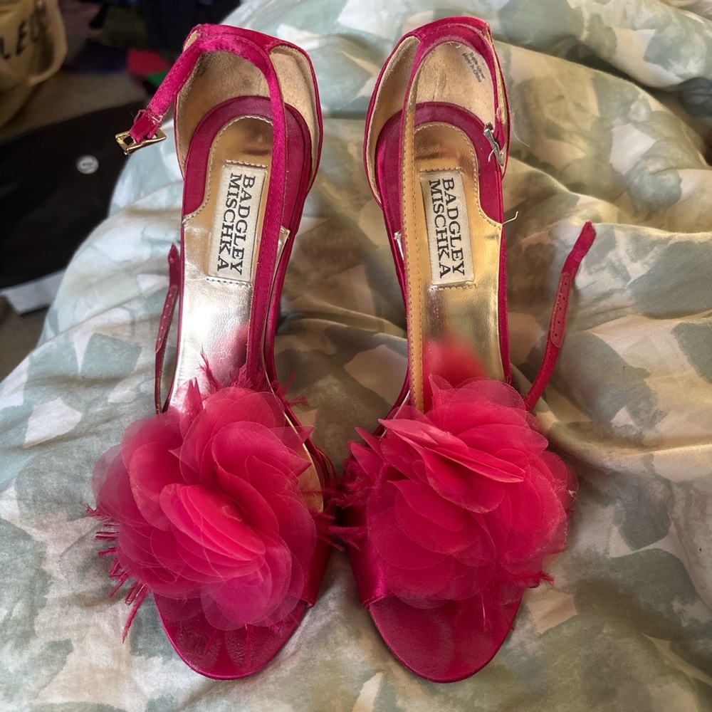 Badgley Mischka Women's Pink Floral Heels